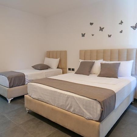 Vila Celaj Hotel วญอเรอ ภายนอก รูปภาพ