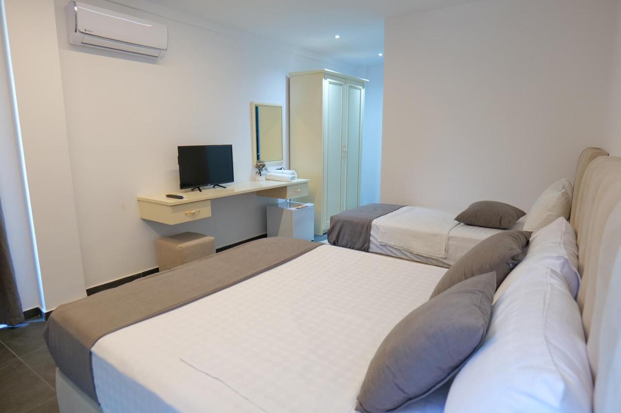 Vila Celaj Hotel วญอเรอ ภายนอก รูปภาพ